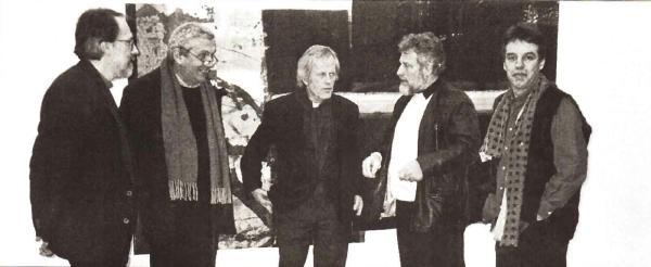 Haben sich des Emmentals angenommen: von links Peter Jeker, Stefan Sieboth, Aurel Schmidt, Alain Stouder und Jörg Mollet 1996 im Kunstraum Burgdorf. (Foto: Eva Buhrfeind)