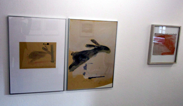 Werke von Marcel Peltier 2026 in der Galerie Rössli in Balsthal. (Foto: Eva Buhrfeind) Werke von Marcel Peltier 2026 in der Galerie Rössli in Balsthal. (Foto: Eva Buhrfeind)